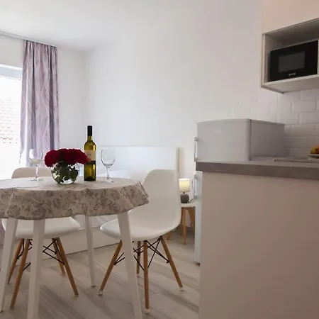 بيت ضيافة Eni بول