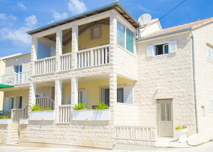 Eni بيت ضيافة بول